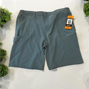 Gillz Men's Gray Shorts - Size XXL - NWT